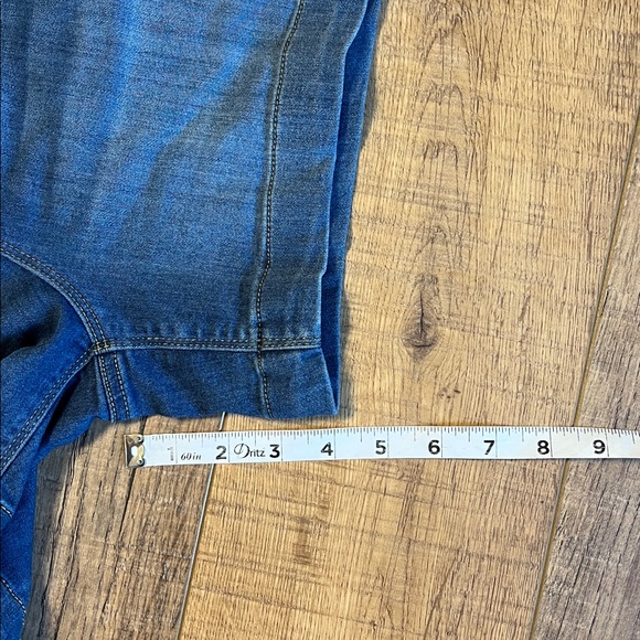 One 5 One Goddess Fit Love My Fit Jean Shorts Size 10/30 - Picture 9 of 11